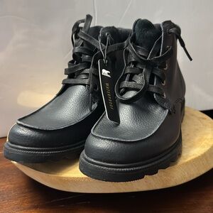 Sorel Youth Madson Moc Toe Waterproof-Boy's Size 5